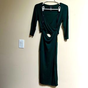 Joe & Elle 2 Piece Dress. Size: Medium. Color: Forest Green.